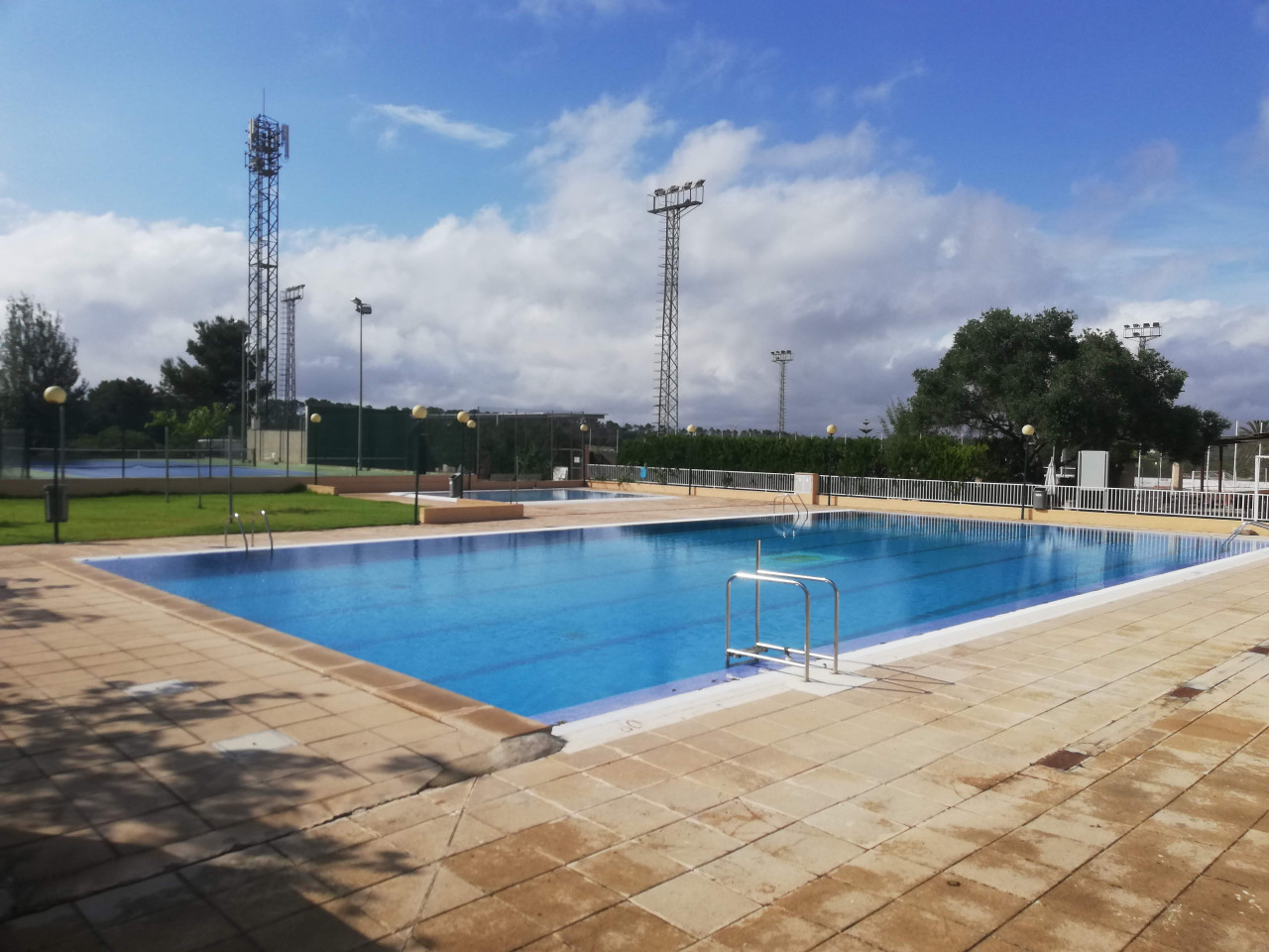 piscina reformada