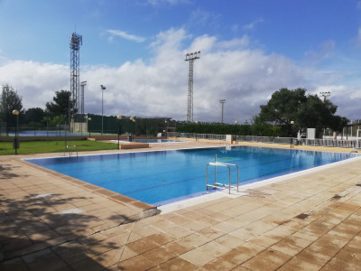 piscina reformada