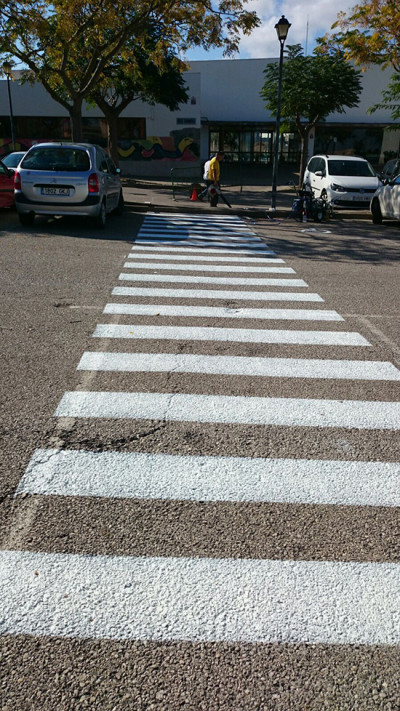 Treballs de jardineria i senyalització viària